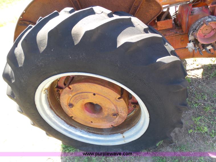 image for item J6109 International WD tractor