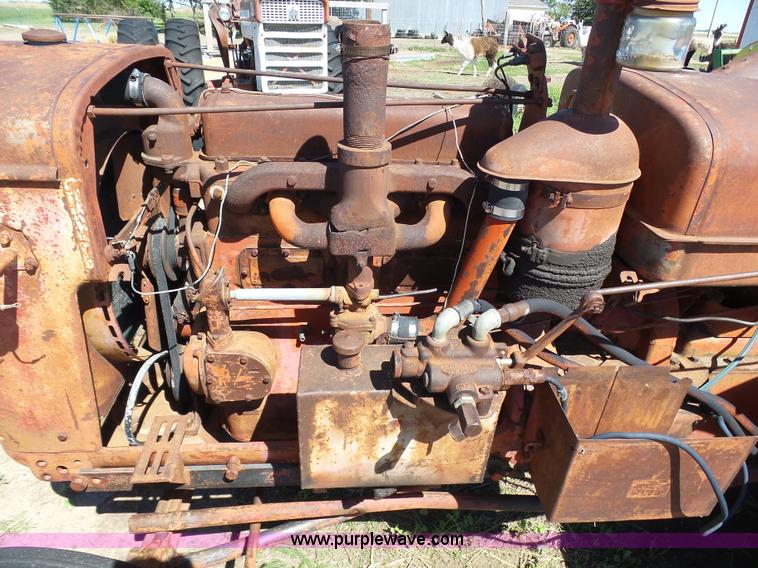 image for item J6109 International WD tractor