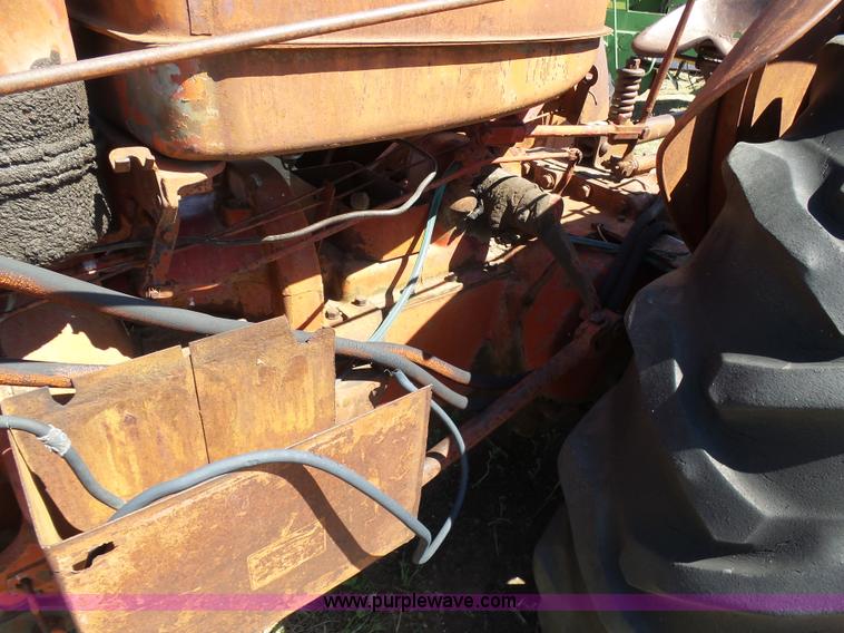 image for item J6109 International WD tractor