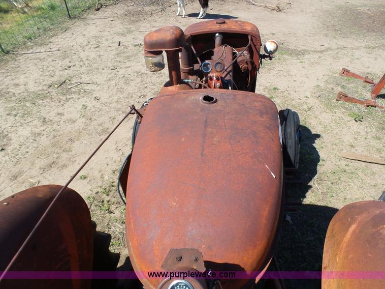 image for item J6109 International WD tractor