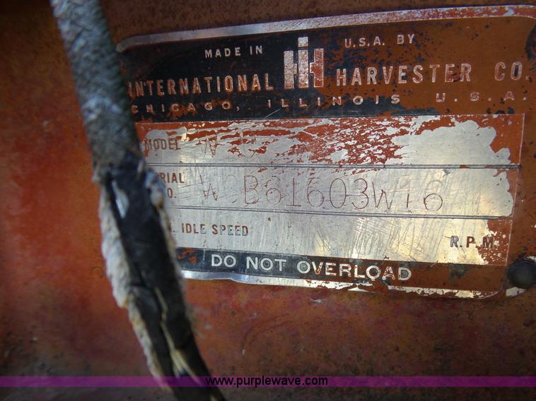 image for item J6109 International WD tractor