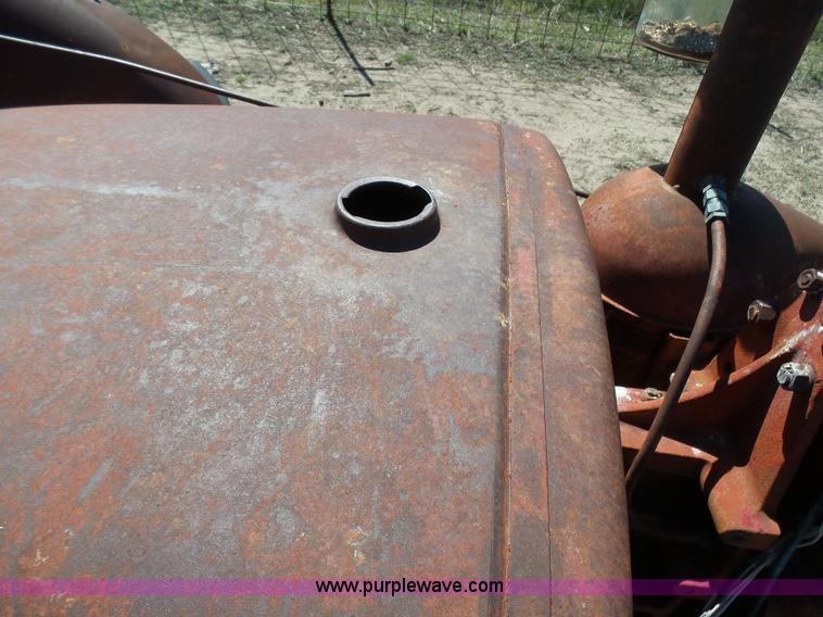 image for item J6109 International WD tractor