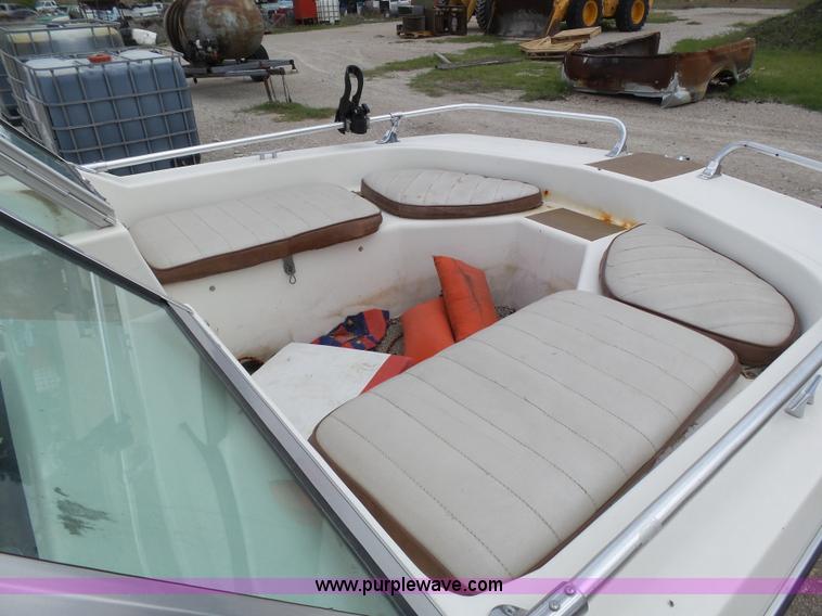 image for item J6114 1975 Ozark boat