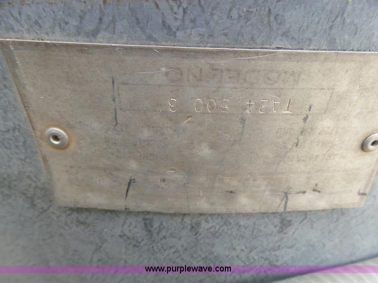 image for item J6116 (7) grain bin exhaust fans