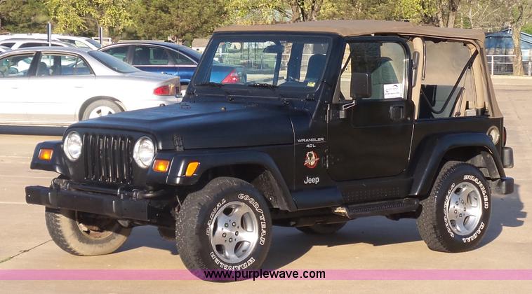 image for item J7528 1999 Jeep Wrangler
