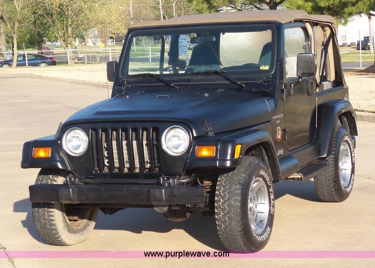 image for item J7528 1999 Jeep Wrangler