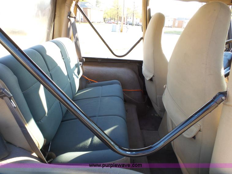 image for item J7528 1999 Jeep Wrangler