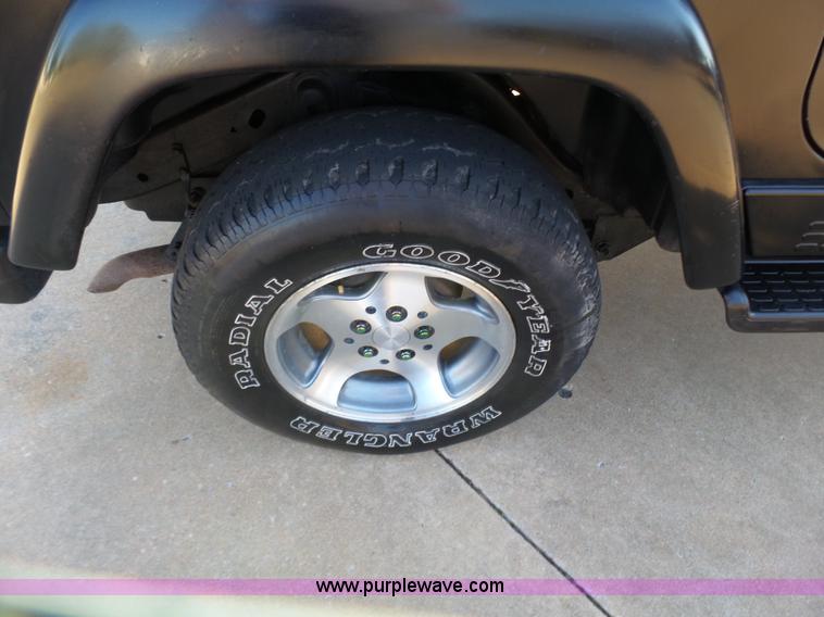 image for item J7528 1999 Jeep Wrangler