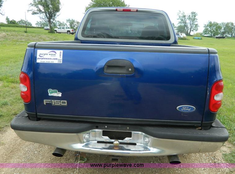 image for item J8930 1997 Ford F150 pickup truck
