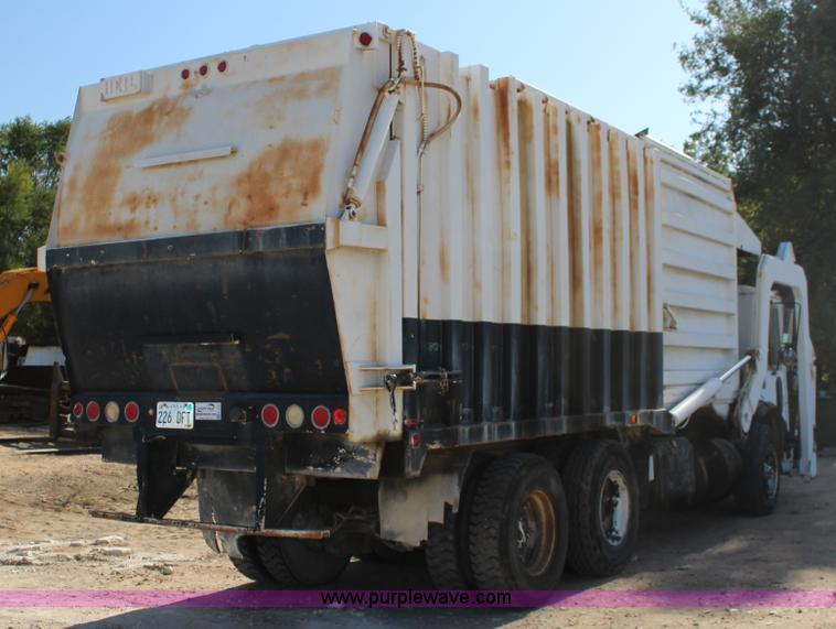 image for item K1239 1988 Mack MR630S refuse truck