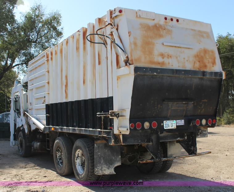 image for item K1239 1988 Mack MR630S refuse truck