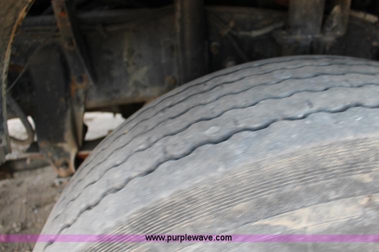 image for item K1239 1988 Mack MR630S refuse truck