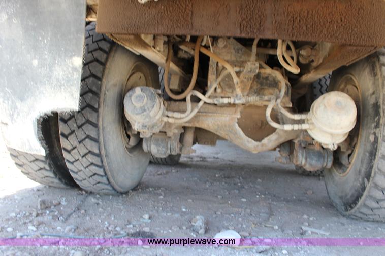 image for item K1239 1988 Mack MR630S refuse truck