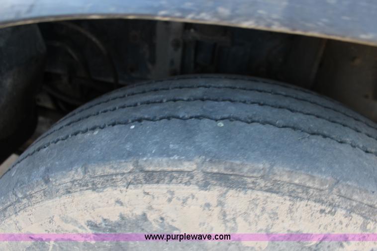 image for item K1239 1988 Mack MR630S refuse truck