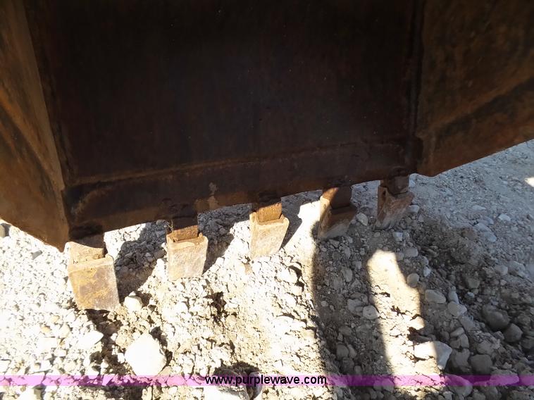 image for item K1341 Mustang MBH9 excavator skid steer attachment