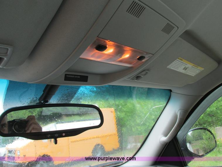 image for item K1400 2007 Chevrolet Silverado 1500 pickup truck