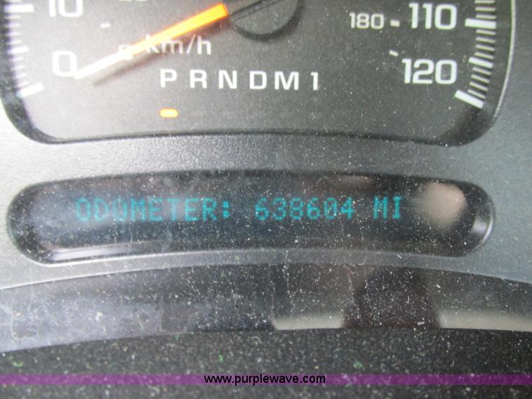 image for item K1404 2006 Chevrolet Silverado 2500HD pickup truck