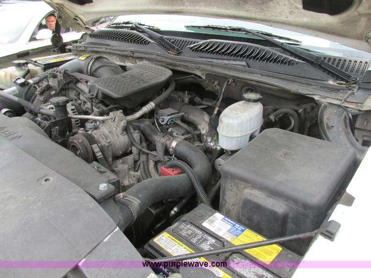 image for item K1404 2006 Chevrolet Silverado 2500HD pickup truck