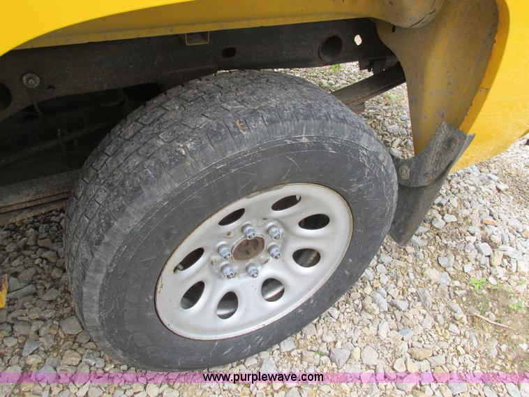 image for item K1405 2007 Chevrolet Silverado 1500 pickup truck