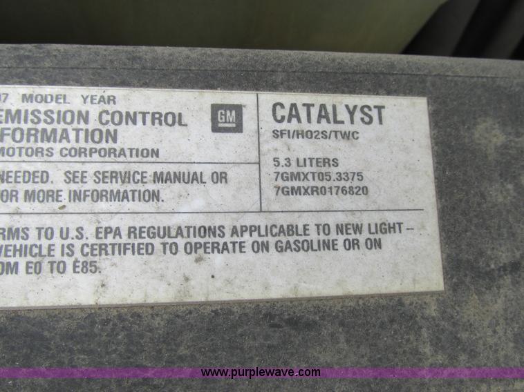 image for item K1405 2007 Chevrolet Silverado 1500 pickup truck