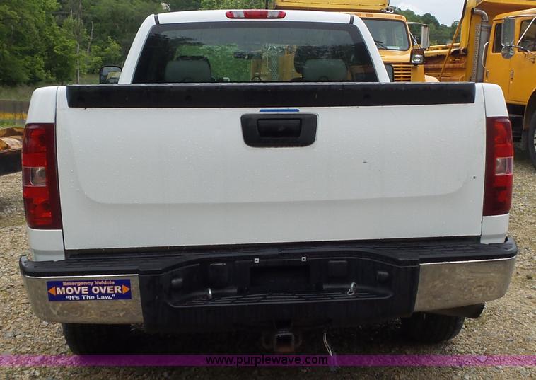 image for item K1406 2008 Chevrolet Silverado 1500 pickup truck