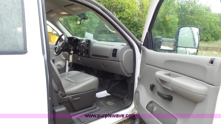 image for item K1406 2008 Chevrolet Silverado 1500 pickup truck