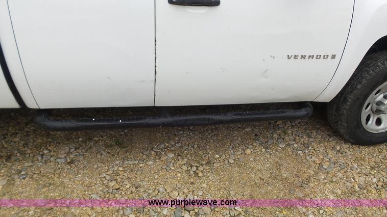 image for item K1406 2008 Chevrolet Silverado 1500 pickup truck