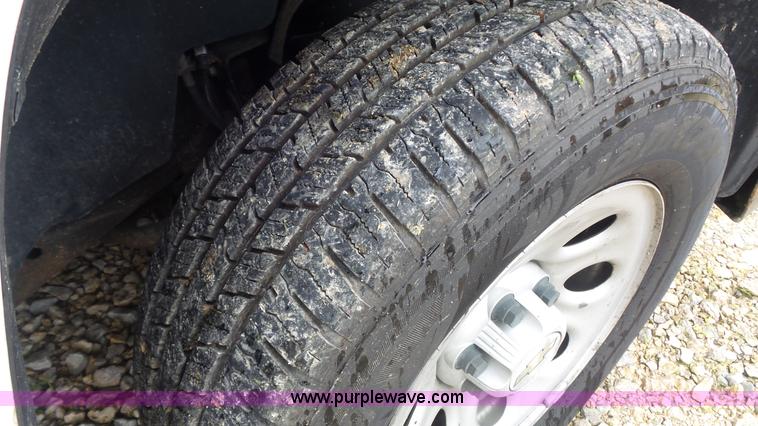 image for item K1406 2008 Chevrolet Silverado 1500 pickup truck