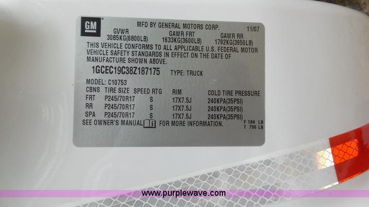 image for item K1406 2008 Chevrolet Silverado 1500 pickup truck