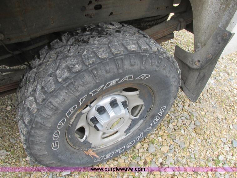 image for item K1408 2008 Chevrolet Silverado 2500HD pickup truck