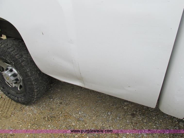 image for item K1408 2008 Chevrolet Silverado 2500HD pickup truck