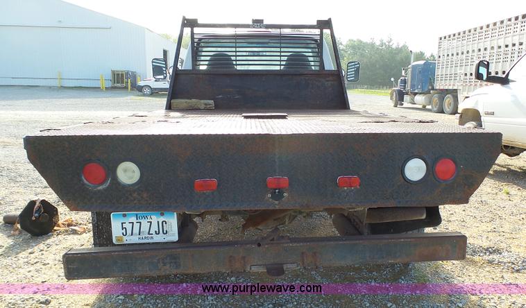 image for item K4056 1997 Ford F350 flatbed pickup truck