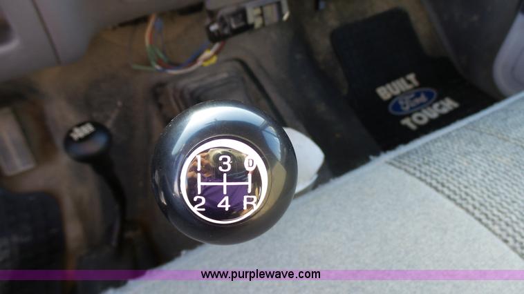 image for item K4056 1997 Ford F350 flatbed pickup truck