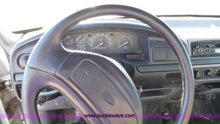 image for item K4056 1997 Ford F350 flatbed pickup truck