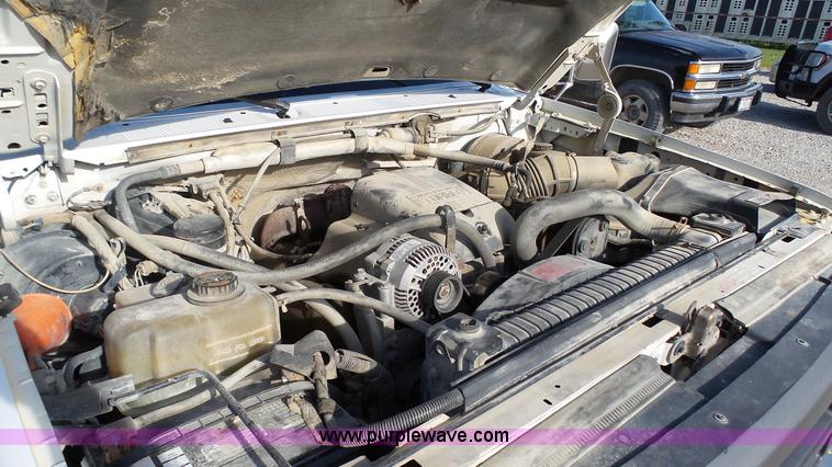 image for item K4056 1997 Ford F350 flatbed pickup truck