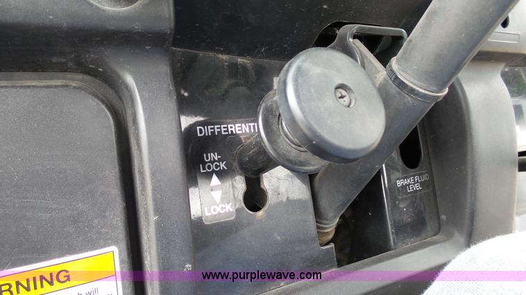 image for item K4080 2010 Kawasaki Mule 4000 utility vehicle