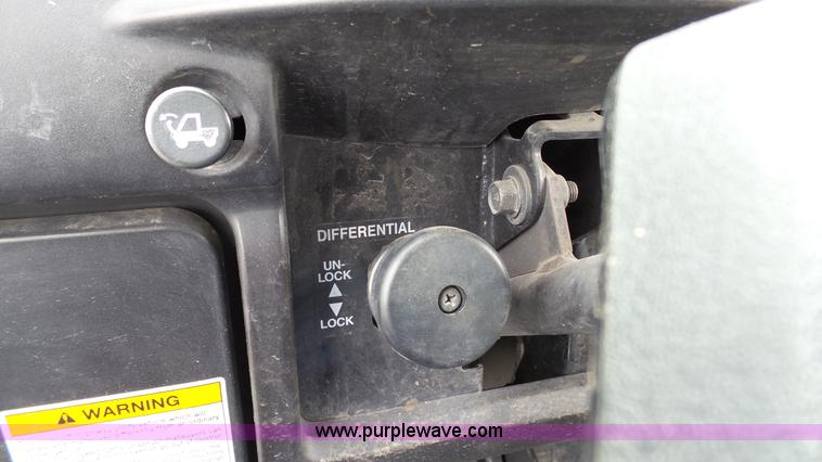 image for item K4082 2010 Kawasaki Mule 4000 utility vehicle