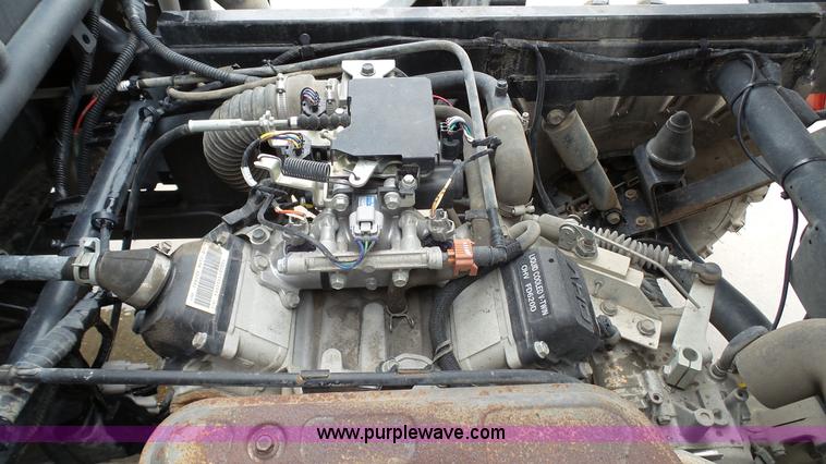 image for item K4082 2010 Kawasaki Mule 4000 utility vehicle