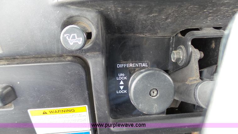 image for item K4083 2010 Kawasaki Mule 4000 utility vehicle