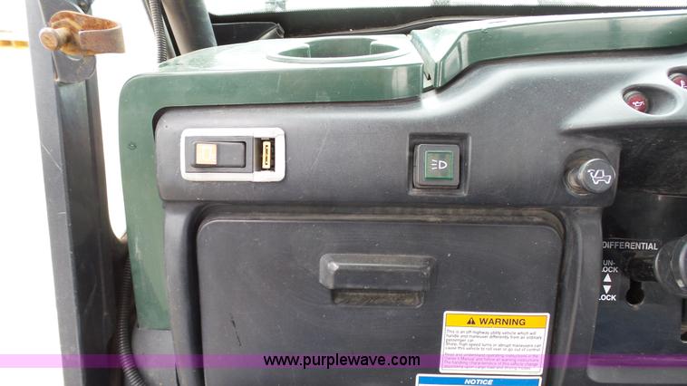 image for item K4083 2010 Kawasaki Mule 4000 utility vehicle