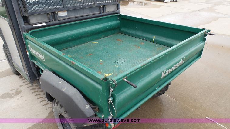 image for item K4083 2010 Kawasaki Mule 4000 utility vehicle