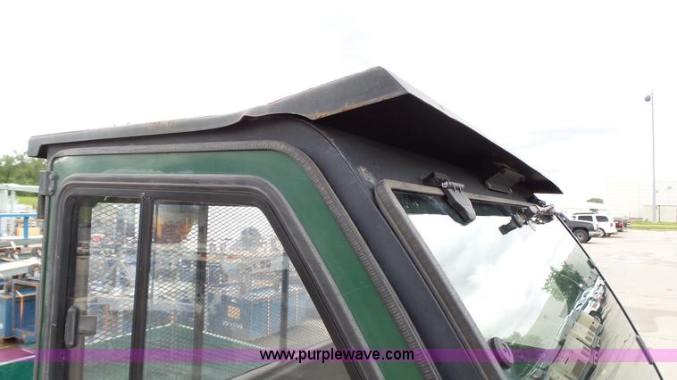 image for item K4083 2010 Kawasaki Mule 4000 utility vehicle