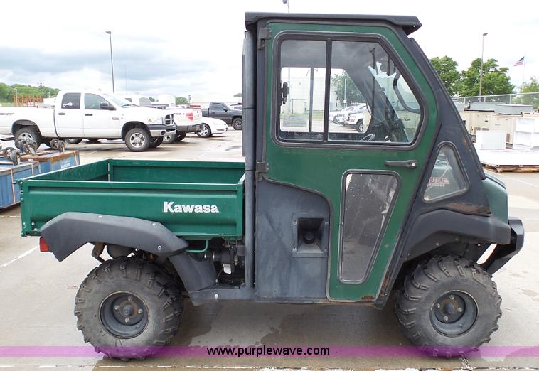 image for item K4084 2010 Kawasaki Mule 4000 utility vehicle