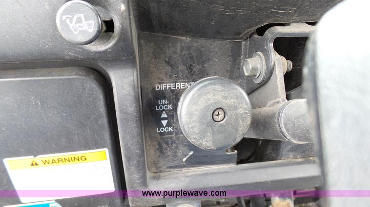 image for item K4084 2010 Kawasaki Mule 4000 utility vehicle