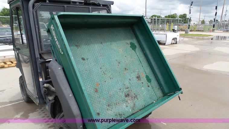 image for item K4084 2010 Kawasaki Mule 4000 utility vehicle