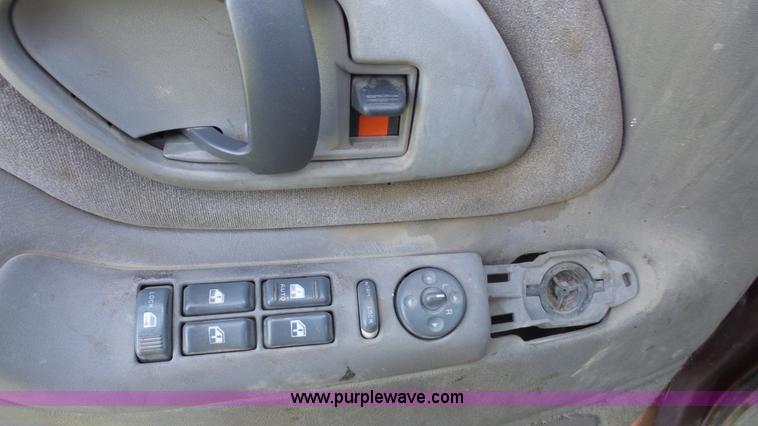 image for item K4558 1995 Chevrolet Suburban C2500 SUV