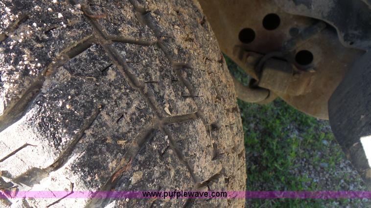 image for item K4558 1995 Chevrolet Suburban C2500 SUV