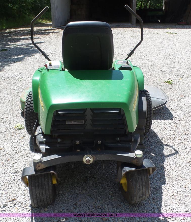 image for item K4595 John Deere F687 Z-Trak lawn mower