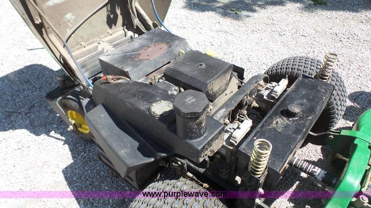 image for item K4595 John Deere F687 Z-Trak lawn mower