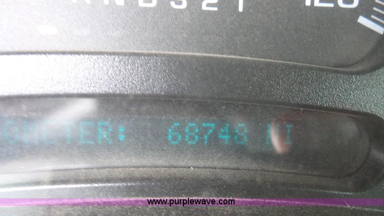 image for item K4720 2006 Chevrolet Silverado 1500 pickup truck